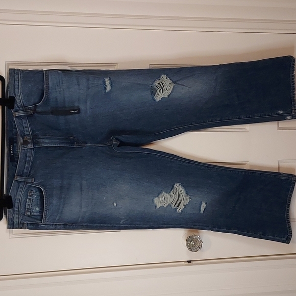 J Brand Aubrie Hight Rise Crop Boot in Adtonish Destruct - Picture 3 of 15